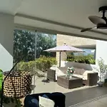 Luxury Hot Tub Included In Price *