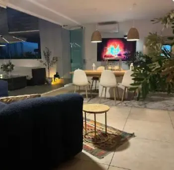 Luxury Next To Golf Course In 公寓 马尔韦利亚