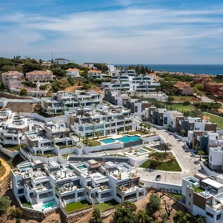 Luxury Next To Golf Course In Appartement Marbella