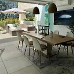 Apartment Luxury Hot Tub Included In Price *
